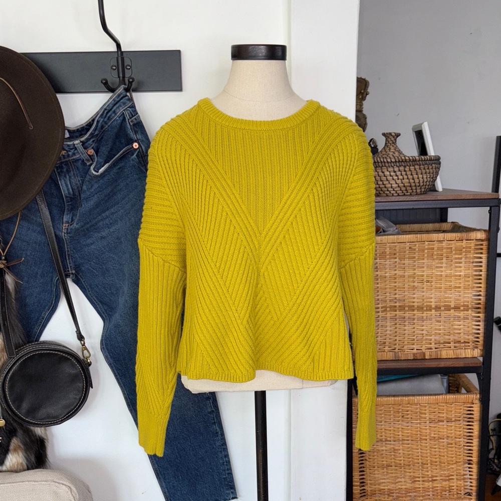 Express Mustard Yellow Women's Crew Neck Sweater